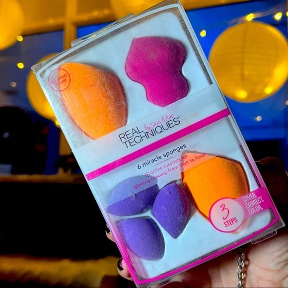 Real techniques sponge makeup set of 6- mini blenders 3+ 2 beauty blenders & 1 - Picture 1 of 3